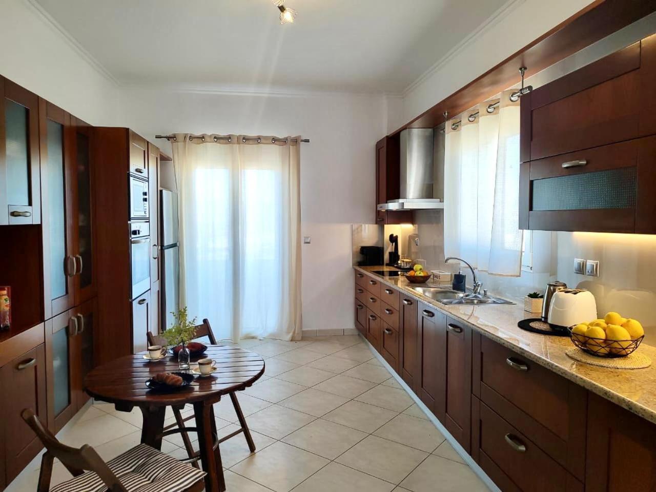 Theasis Apartments Adamantas (Milos) Exterior foto